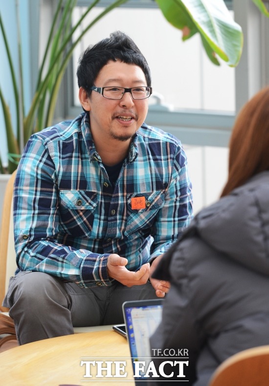 냉장고를 부탁해 성희성 PD. 성희성 PD는 지난 5일 경기 고양시 일산동구 태극로 빛마루 방송지원센터에서 <더팩트>와 인터뷰를 했다. /이덕인 기자