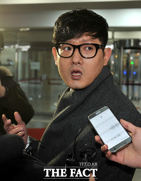 박헌영 전 K스포츠재단 과장은 최순실은 김기춘 전 대통령 비서실장을 늙은 너구리 같은 사람이라고 했다고 밝혔다. /사진공동취재단