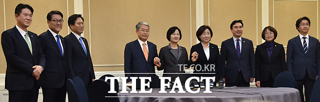 더불어민주당, 국민의당, 정의당 등 야 3당은 박 대통령의 신년 기자간담회 발언을 강도높게 비판했다. /이새롬 기자