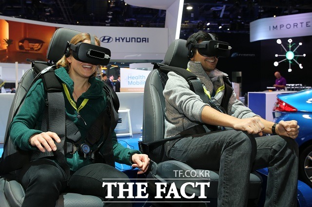 현대자동차는 이번 CES 2017에서 약 510㎡ 규모의 전시공간을 마련하고 아이오닉 일렉트릭 자율주행차를 비롯해 자사의 최첨단 기술을 대거 공개한다.