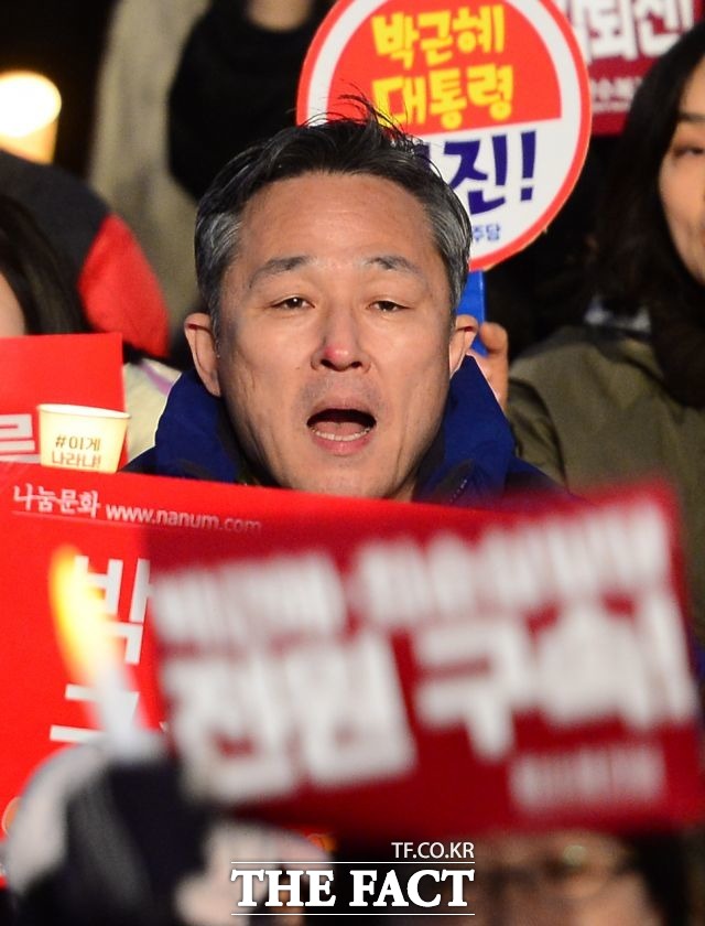 표창원 그것이 알고 싶다 시청 독려 표창원 더불어민주당 의원이 SNS를 통해 그것이 알고 싶다 시청 독려를 하고 나섰다./이새롬 기자