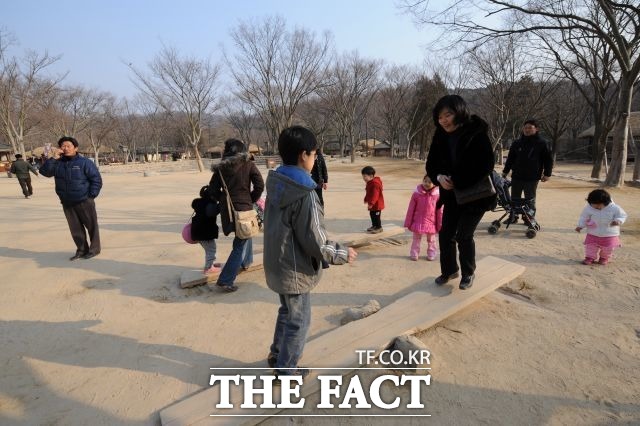 한국관광 100선 발표 한국관광 100선이 발표된 가운데 한라산 등 한국을 대표하는 100대 관광지가 선정됐다./더팩트DB