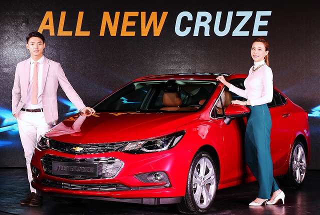 한국지엠이 17일 9년 만에 출체인지 된 올 뉴 크루즈 신차 공개 행사를 진행했다. /한국지엠 제공