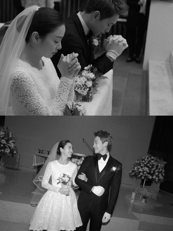 김태희(위 왼쪽) 비의 결혼사진. /레인컴퍼니 제공