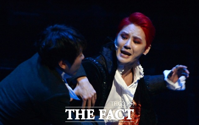 가수 김준수가 먹튀 논란에 휩싸였다. 김준수는 각종 세금 혜택 등을 받으며 제주도에 세운 제주토스카나 호텔을 매각, 시세 차익을 남긴 것으로 알려졌다. /더팩트 DB