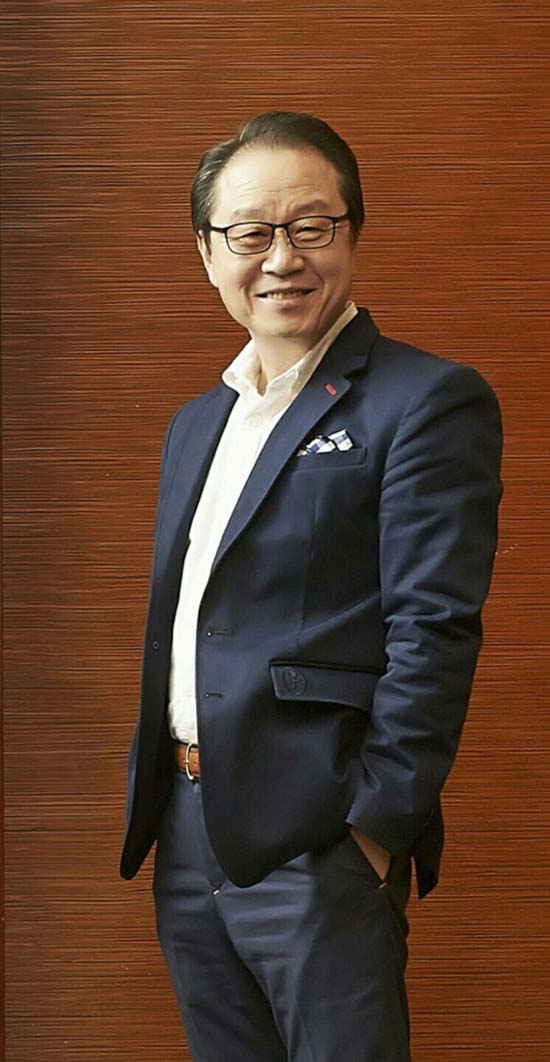 이상벽 아침마당 하차 이유는? 방송인 이상벽이 KBS 1TV 아침마당 하차 이유로 딸 이지연의 KBS 입사를 꼽았다. /스카이엔터테인먼트