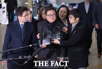[TF포토] '정유라 지원 의혹'… 박상진 삼성전자 사장 특검 소환