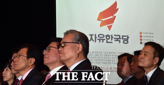 북한의 미사일 발사와 김정은 노동당 위원장의 이복형 김정남의 피살 사건으로 분 북풍이 안보를 중요 가치로 강조해온 여당에 유리하게 작용될지 주목된다. /이새롬 기자