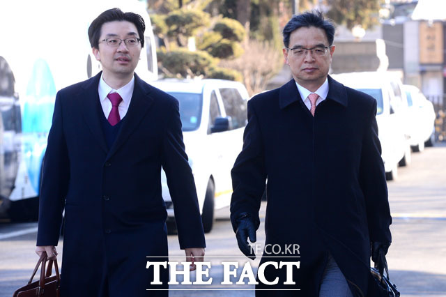 박근혜 대통령측 법률대리인 채명성-이중환 변호사