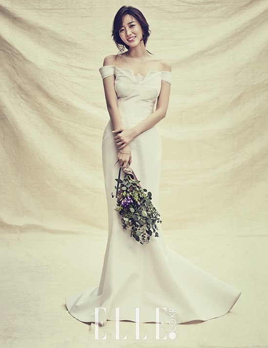 김소영 아나운서 웨딩 화보. 방송인 오상진과 김소영 아나운서의 결혼식은 오는 4월 30일 서울 한 호텔에서 진행된다. /엘르 브라이드 제공
