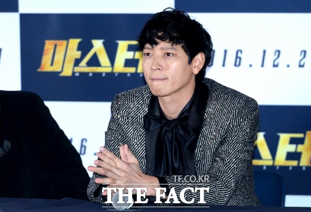 배우 강동원 소속사 YG엔터테인먼트가 맥스무비의 게시물 삭제 관련 요청 논란에 대해 해명했다. /임세준 기자