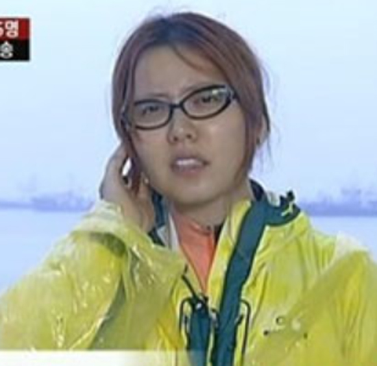 세월호 잠수부 사칭 홍가혜 근황은? 세월호 참사 당시 잠수부를 사칭한 홍가혜가 세월호 유족과 만나고 싶다는 뜻을 전했다. /MBN방송화면 캡처