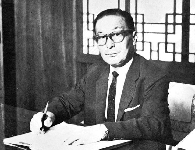 LG그룹의 창업주 연암 고 구인회 회장은 지난 1947년 1월 LG의 모태가 된 락희화학공업사를 설립했다. /LG 제공