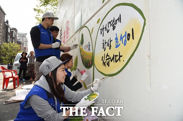 효성그룹이 협력업체와 동반성장 가치를 실현하기 위해 기술·시스템·판로개척·재무 등 전반적인 분야에서 전사 차원의 지원에 나서는 등 파트너십 강화에 속도를 높이고 있다. /효성그룹 제공