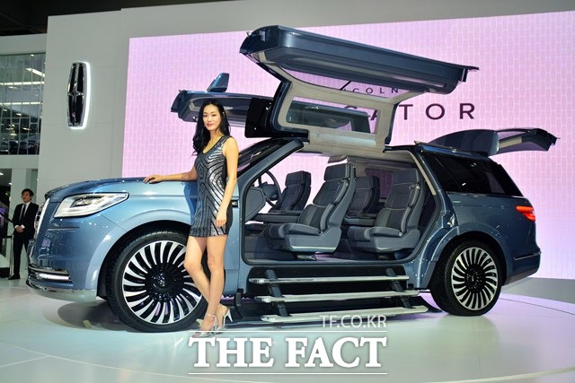 아시아 최초 공개된 링컨 내비게이터 컨셉트