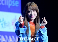 [TF포토] EXID 하니, '사랑의 하트 뿅~'…명불허전 치명적 귀여움