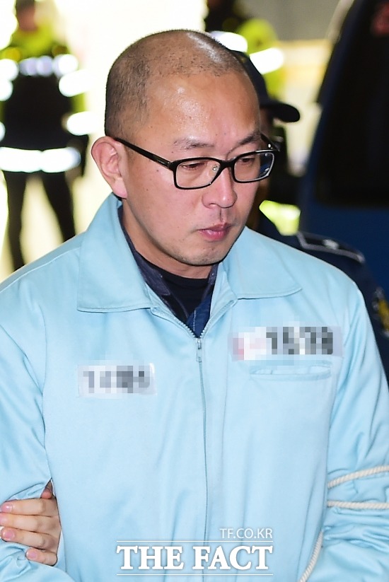 차은택 전 창조경제추진단장이 12일 서울중앙지법 형사합의22부 심리로 열린 공판에서 징역 5년을 구형받았다. /배정한 기자