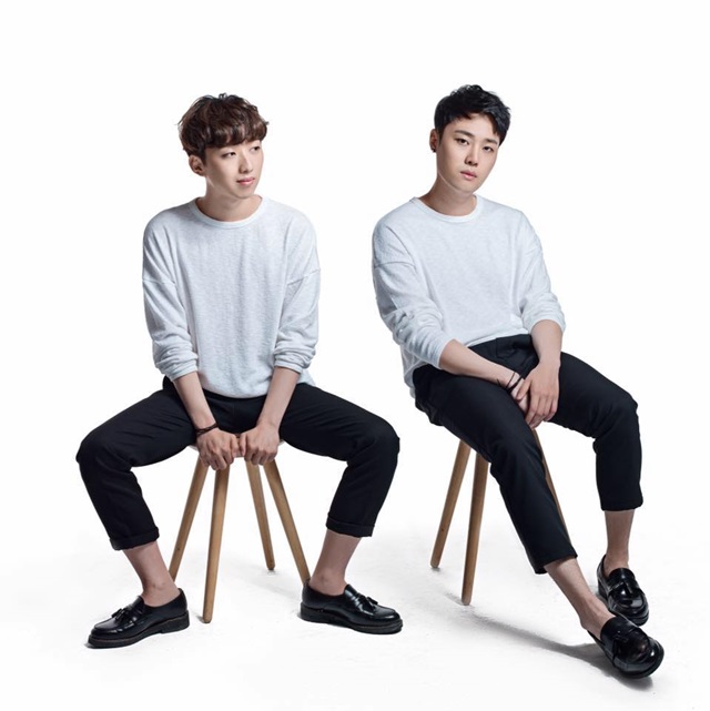 지어반, 달달한 고막남친의 러브 유어셀프. 지어반이 20일 자신의 소속사 공식 페이스북을 통해 러브 유어셀프를 자신만의 색깔로 소화한 영상을 공개했다./지어반 페이스북 캡처