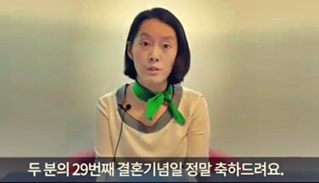 1일 안철수 국민의당 대선후보의 딸 안설희 씨가 공개적으로 안 후보 지지 동영상을 올렸다. /안철수 페이스북 동영상 갈무리