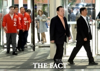 [TF포토] 'SBS 항의 방문한 자유한국당 의원들'