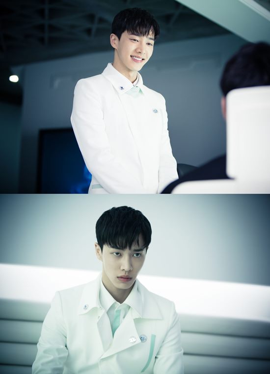 배우 이기광은 tvN 써클에서 배우로서 반전 매력을 발산하고 있다. /tvN 제공