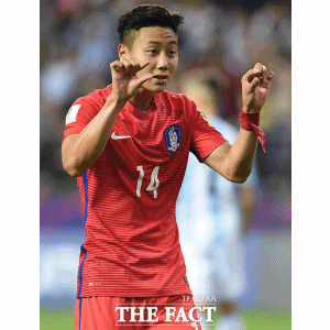 백승호가 23일 U-20 월드컵 A조 2차전 아르헨티나와 경기 중 페널티킥을 성공한 뒤 네모 세리머니를 하고 있다. /최용민 기자