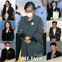 [TF사진관] '국정농단' 사건으로 바쁘게 돌아가는 서울중앙지법