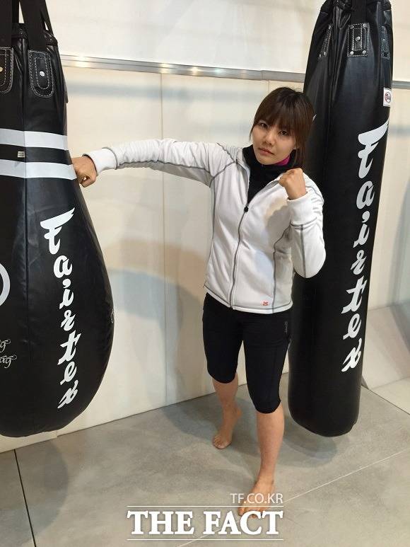 한국 여성 파이터 김지연이 15년 17일 UFC 파이트나이트 싱가포르에서 UFC 데뷔전을 갖는다. /더팩트DB