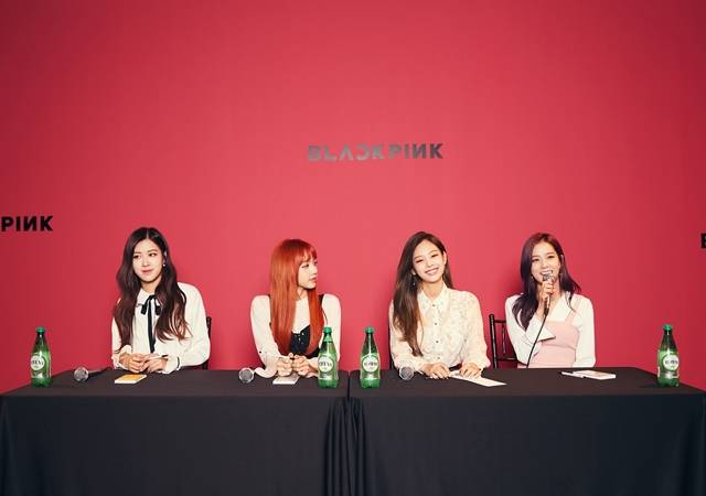 그룹 블랙핑크 멤버 로제-리사-제니-지수(왼쪽부터). 블랙핑크는 22일 오후 6시 새 싱글 마지막처럼을 발표했다. /YG엔터테인먼트 제공
