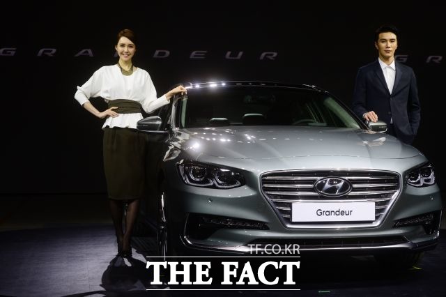현대자동차의 준대형 세단 그랜저는 지난달 내수 시장에서 1만2664대가 판매되며 실적을 견인했다.