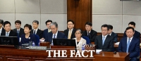  박근혜 재판 생중계된다…法, 1·2심 주요재판 TV중계 허용
