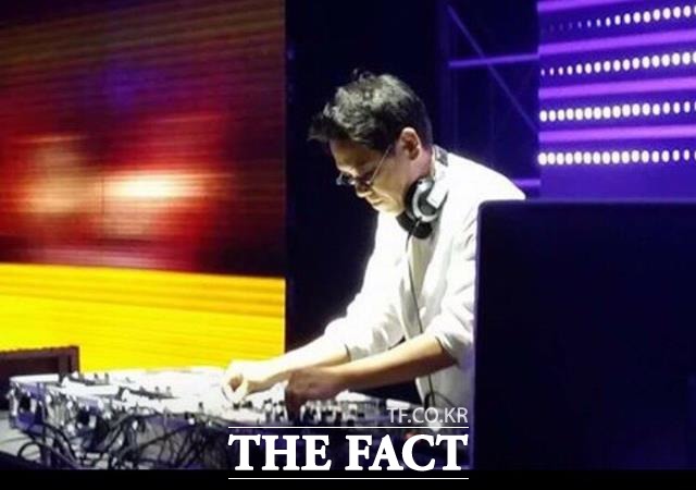 과연 명불허전(名不虛傳).  신철은 지난달 29일과 30일 이틀간 폐지 3년만에 DJ 처리 함께 하는 휴가철 특집을 진행한 뒤 청취자들로부터 뜨거운 반응을 이끌어냈다. /더팩트 DB