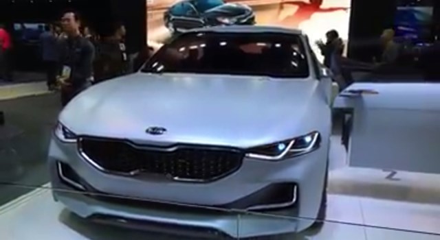 기아 콘셉트카 노보, 외국 스포츠카와 비교해도 손색없다. 7일 한 페이스북 페이지에 기아 콘셉트카 노보 영상이 올라와 누리꾼의 관심을 끌었다. /페이스북 페이지 캡처