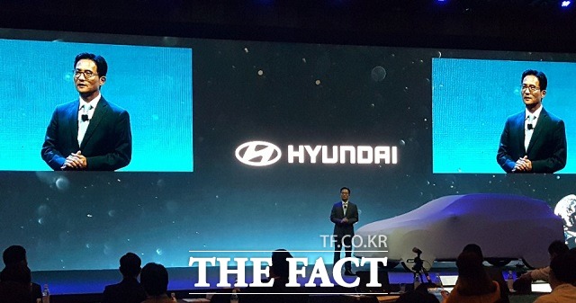 이광국 현대차 국내영업본부장은 이날 차세대 수소전기차 개발을 기반으로 현대차가 글로벌 친환경차 시장을 선점할 것이라며 포부를 드러냈다. /서재근 기자