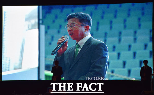 임병용 GS건설 사장이 조합원들에게 지지를 호소하고 있다.