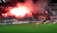  [영상] 보스니아 서포터의 축구장 공습, '불타는' 그라운드