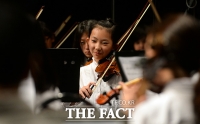 [TF포토] 아름다운 선율 선사하는 '꿈의 오케스트라'