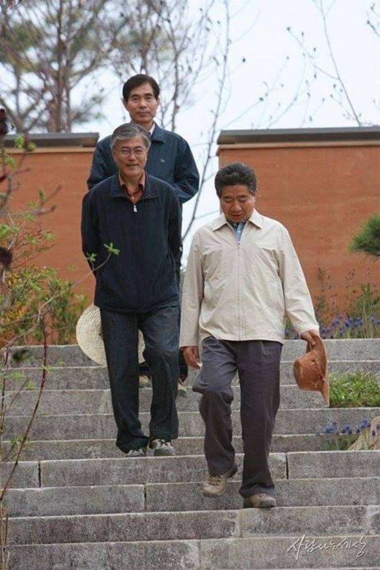 문재인 정부서 인선된 주영훈 경호처장은 참여정부 시절 경호본부장으로 재직했다./사람사는세상 홈페이지