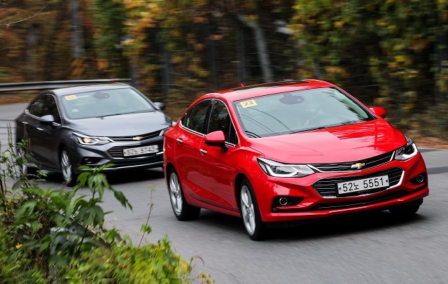 한국지엠이 1일 올 뉴 크루즈 디젤 미디어 시승 행사를 열고 6일 판매 가격을 공개하는 동시에 사전예약에 돌입한다고 밝혔다. /한국지엠 제공