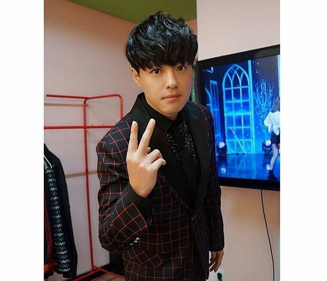 노유민, 최근 근황 공개. NRG 출신 노유민이 폭풍 감량 후에도 여전한 관리로 요요현상을 이겨낸 모습을 공개해 눈길을 끌고 있다. /노유민 인스타그램