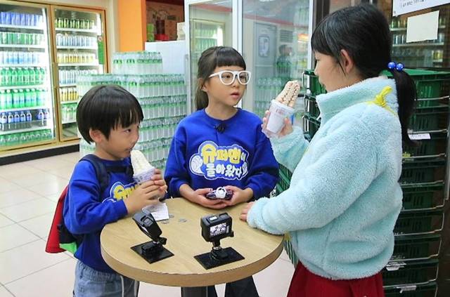 서언이는 아빠 이휘재에게 유메 누나 예뻐라고 속삭여 웃음을 유발했다고 슈퍼맨이 돌아왔다 제작진은 귀띔했다. /KBS 제공