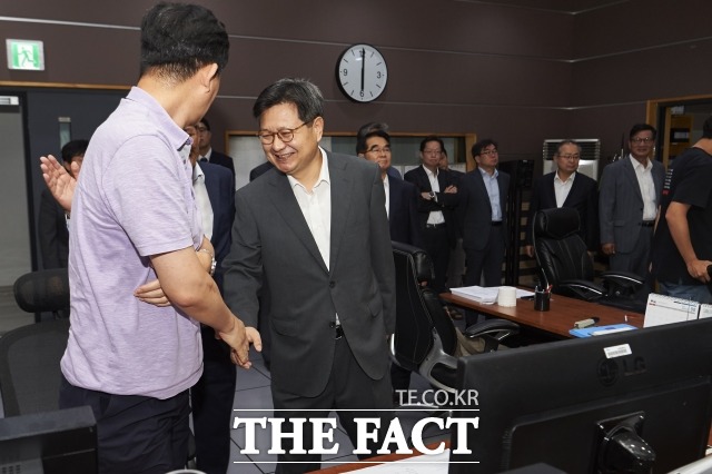 김장겸 MBC 사장 해임안이 방문진 이사회에서 통과됐다. 김장겸 사장의 최종 해임은 MBC 주주총회를 거쳐 확정된다. /MBC 제공