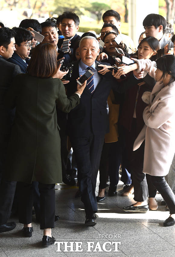 국가정보원 현안 TF 산하 실무진 TF는 댓글 사건 공판기일을 앞두고 사건의 진행과 대책 등이 적시된 상황 보고서를 만들어 남재준 당시 국정원장에게 보고했다. /임세준 기자