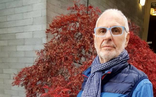 호주 의사, 자동 안락사 기계출시 계획 발표. 호주에도 안락사가 허용된 가운데, 호주의 한 의사가 자동 안락사 기계를 출시해 시선을 끌고 있다.(사르코를 개발 중인 필립 니스케 박사) / twitter philip Nitschke