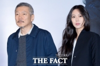  [TF이슈] '이혼 소송' 첫 공판 홍상수, 김민희와 스캔들 일지