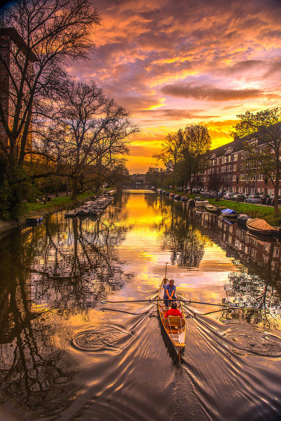 디지털 카메라 최우수상을 받은 오권열 씨의 여유로운 아침은 네덜란드 암스테르담의 여유로운 아침 풍경을 담았다.
