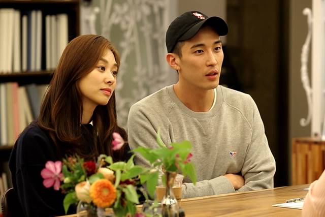 장신영-강경준 커플은 SBS 동상이몽2에 출연 중이다. 둘은 방송을 통해 결혼을 준비하는 과정을 공개하고 있다. /SBS 제공