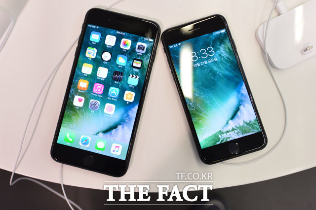 애플이 아이폰의 성능을 고의로 떨어뜨린다는 의혹에 대해 사실이라고 인정하면서, 집단 소송 위기에 놓였다. /남윤호 기자
