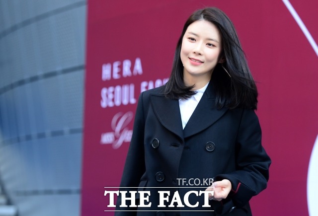 에피소드는 사실무근. 이보영 소속사 플라이업엔터테인먼트는 장희진이 과거 밝힌 전어 에피소드에 대해 사실무근이라며 악성 댓글에 대해 강경하게 대응하겠다고 입장을 드러냈다. /남용희 기자