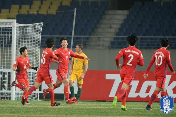 한국 축구가 호주를 3-2로 꺾고 2018 아시아축구연맹(AFC) 23세 이하(U-23) 챔피언십 8강에 진출했다. 호주에 승리한 한국은 오는 20일 말레이시아와 대결을 펼친다. /대한축구협회 제공